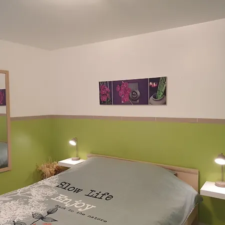 Independant Dans Maison Avec Parking Gratuit Grasse